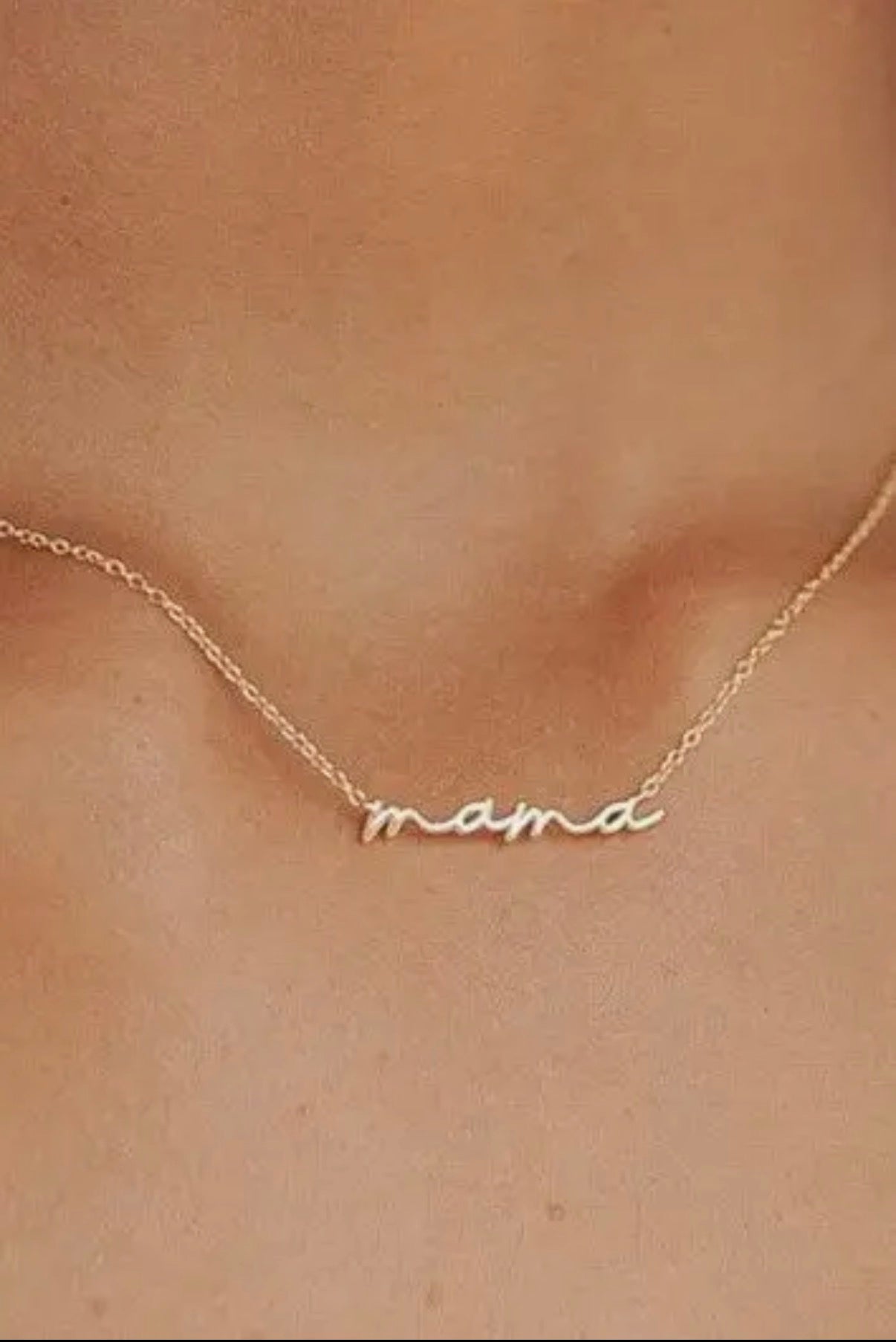 Mama Necklace — Gold